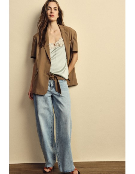 Dixie Jeans met rechte pijpen, hoge taille en lichte wassing