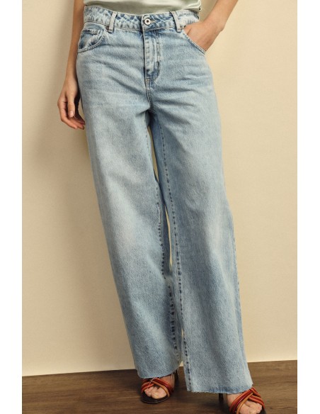 Dixie Jeans met rechte pijpen, hoge taille en lichte wassing