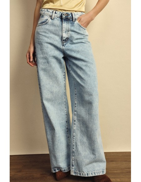 Dixie jeans met wijde pijpen, hoge taille en lichte wassing