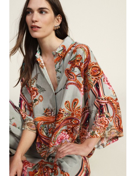Dixie-shirt met bloemenprint en ruime pasvorm