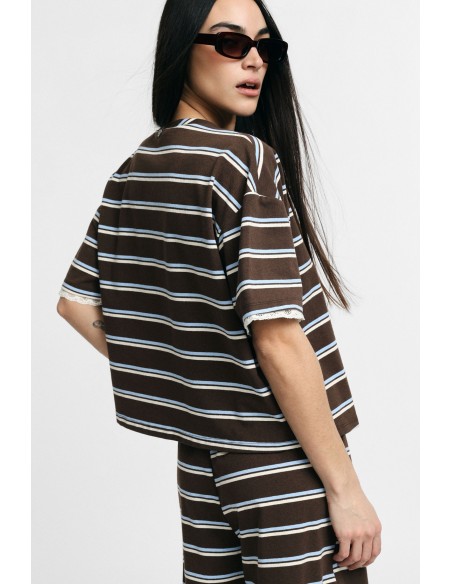 Ruimvallend gestreept T-shirt met kanten randje aan de mouwen Please