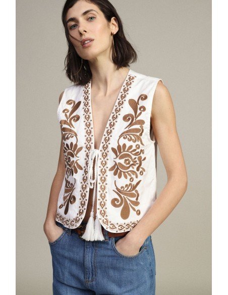 Mouwloos vest met bloemenborduursel en ceintuur Dixie
