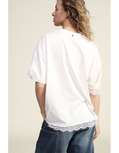 Dixie T-shirt met korte mouwen, tekst en kanten rand