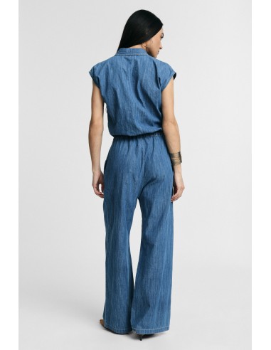 Lange jumpsuit met trekkoord en knopen aan de voorkant, alstublieft