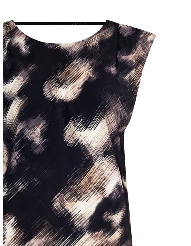 Ruimvallende, getailleerde top met plooien op de schouders Rinascimento