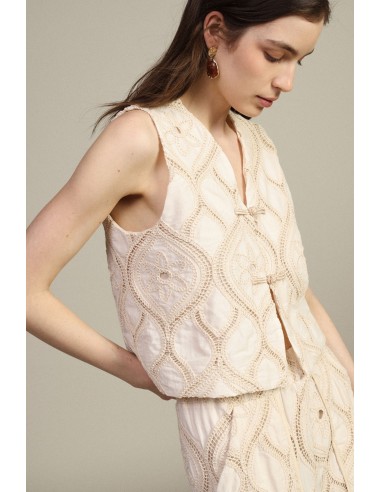 Kort geborduurd gilet met knoopsluiting Dixie