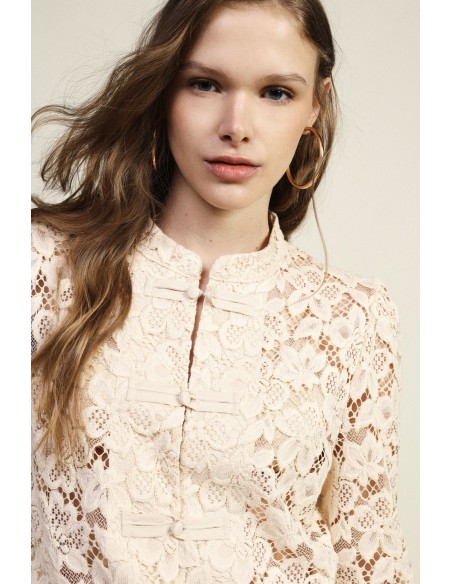 Dixie kanten blouse met lange mouwen en knoopdetails