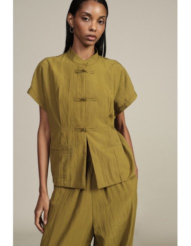 Korte blouse met knoopsluiting en borstzakken Dixie