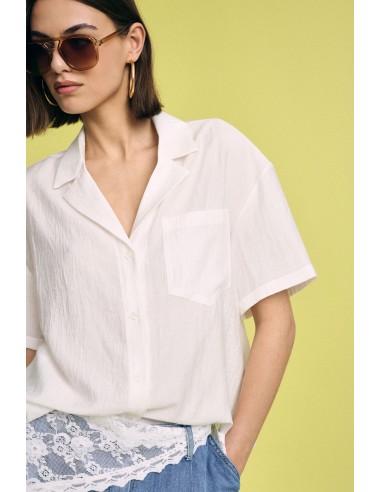Boxy shirt met korte snit en borstzak alstublieft