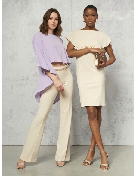 Asymmetrische wijde satijnen blouse met mouwen in cape-stijl Rinascimento