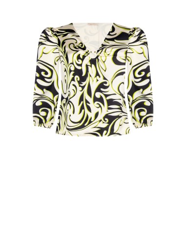 Getailleerde Curvy-blouse van bedrukte satijnstof met metalen ring aan de halslijn – Rinascimento Curvy