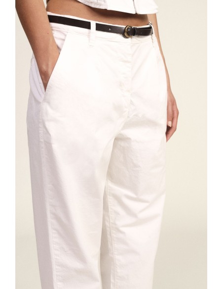 Chino-fit broek met smalle tailleband en omslagen van Dixie
