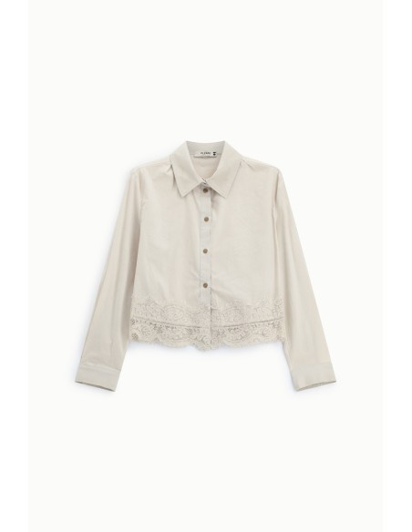 Korte blouse met knopen en kanten rand, alstublieft