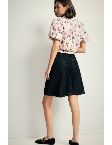 Denim knielange shorts met riem, alstublieft