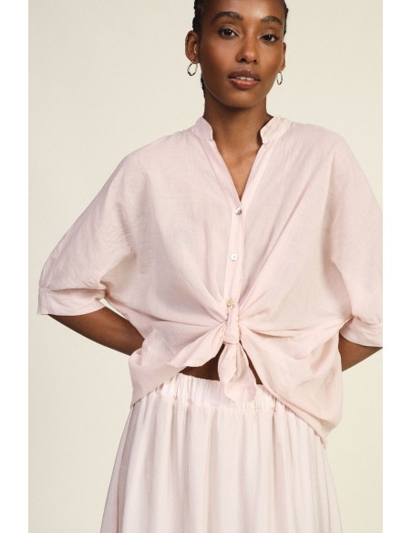 Cropped blouse met knoopdetail aan de voorkant en omgeslagen mouwen van Dixie