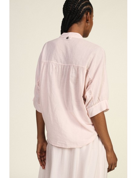 Cropped blouse met knoopdetail aan de voorkant en omgeslagen mouwen van Dixie