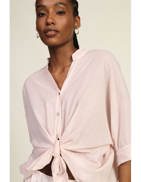Cropped blouse met knoopdetail aan de voorkant en omgeslagen mouwen van Dixie