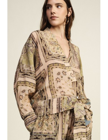 Dixie Fantasieblouse met frontale knoop en lange mouwen