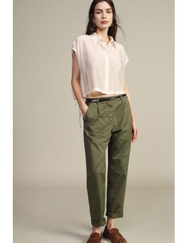 Chino-fit broek met smalle tailleband en omslagen van Dixie