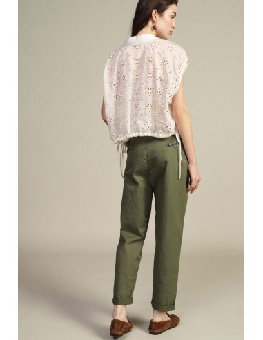 Chino-fit broek met smalle tailleband en omslagen van Dixie