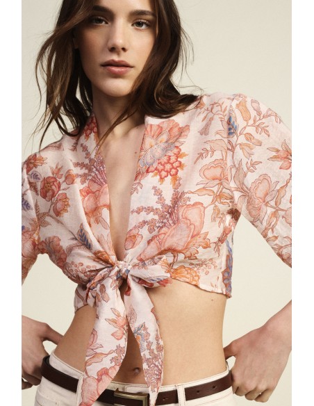 Korte blouse met knoopdetail en bloemenprint Dixie