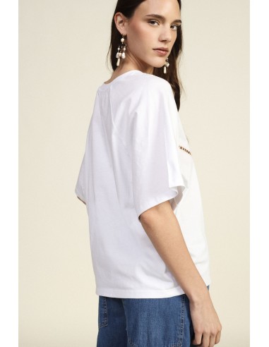 Kort T-shirt met geometrisch borduursel en V-hals Dixie