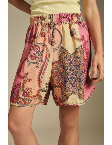 Dixie regular-fit shorts met levendige paisleyprint