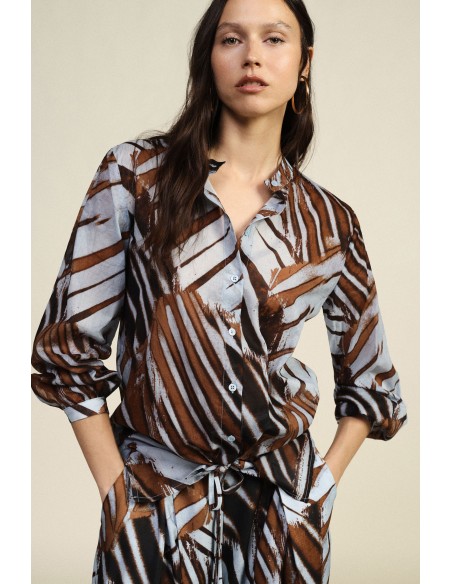Dixie Blouse met print, frontale knoop en opstaande kraag