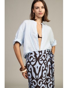 Dixie T-shirt met ronde hals, korte mouwen en knopen