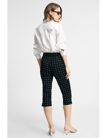 Regular-fit bermuda met stippenmotief en sluiting aan de voorkant Please