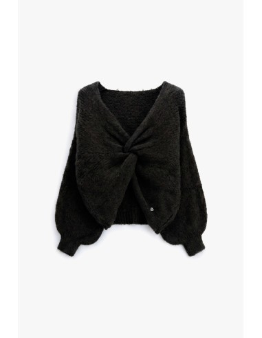 Gebreid vest met een knoop aan de voorkant en wijde mouwen aub