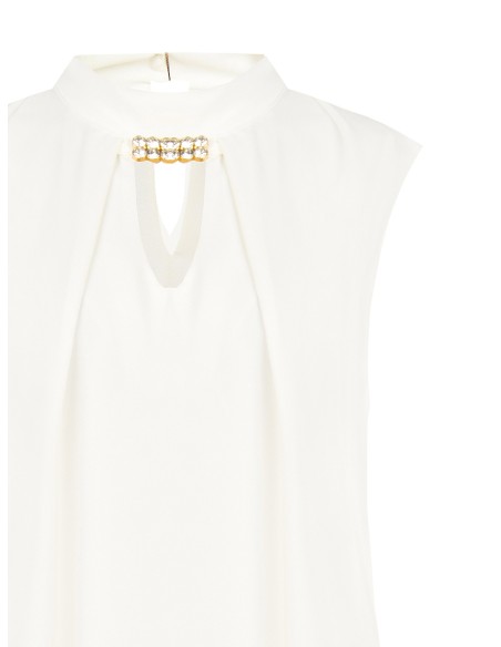 Mouwloze blouse met hoge hals en juweeldetail van Rinascimento