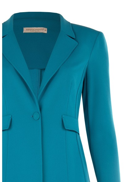 Getailleerde curvy blazer van scuba-crêpe met bijpassende knoop – Rinascimento Curvy