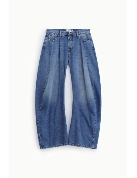 Jeans met wijde pijpen en plooien aan de voorkant, alstublieft