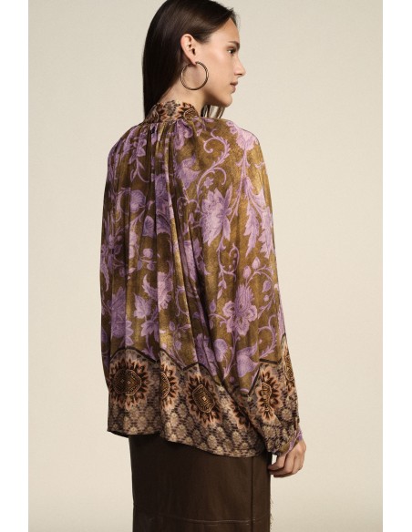 Ruime blouse met bloemenprint, strik en franjes van Dixie