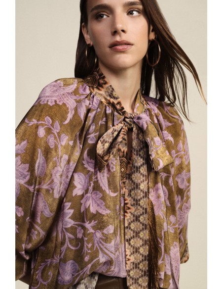 Ruime blouse met bloemenprint, strik en franjes van Dixie