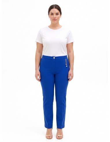 Rechte curvybroek van scuba-crêpe met sierdetail van kettingen en parel – Rinascimento Curvy