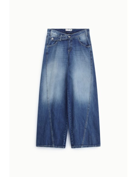 Wijde jeans met diagonale riem, alstublieft