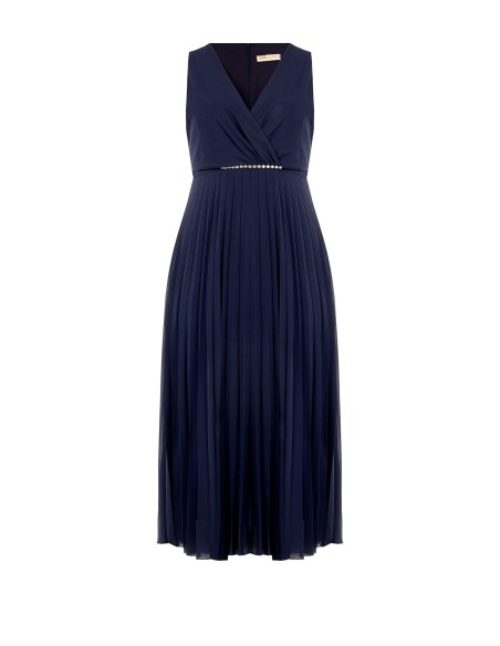 Lange curvy-jurk van geplisseerde georgette met kristallen in de taille en een overslaghals, Rinascimento Curvy