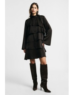 Korte jurk met lange mouwen en ruches Please