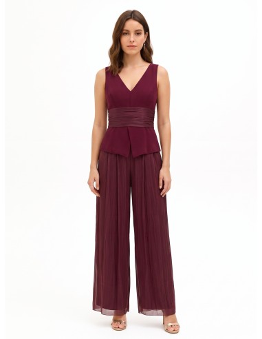 Palazzo-jumpsuit van gelamineerd satijn met een soepelvallend lijfje van Rinascimento-stof