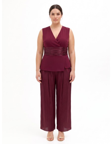 Curvy jumpsuit in Palazzo-model van cadi-stof en gelamineerd satijn van Rinascimento Curvy