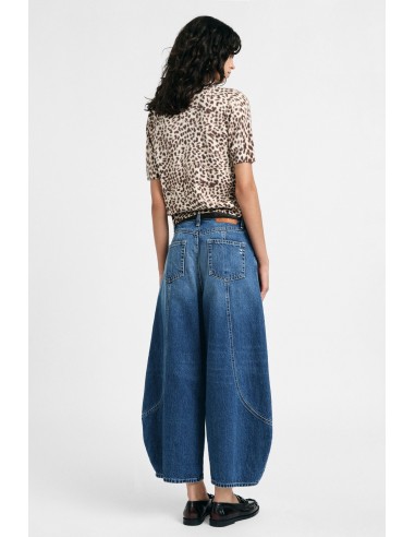 Jeans met balloon fit, hoge taille en afgeronde naden alstublieft