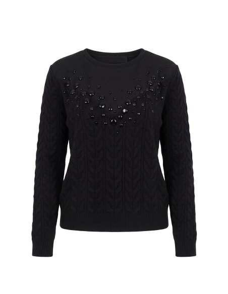 Liu Jo-trui met tweedelige look