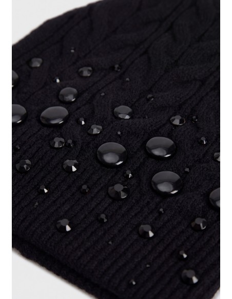 Liu Jo-pet met studs