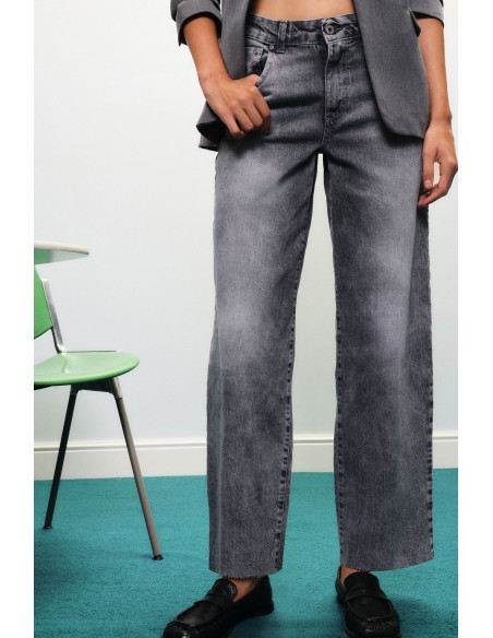Dixie jeans met wijde pijpen en vintage wassing