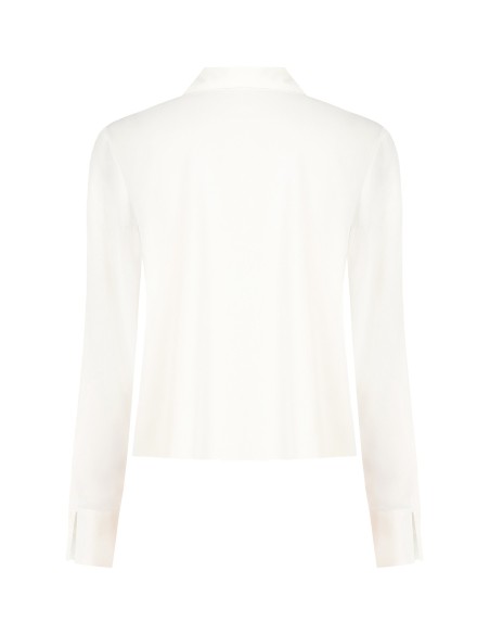 Blouse van mat satijn met geplooid middenpand en verborgen knopen Rinascimento