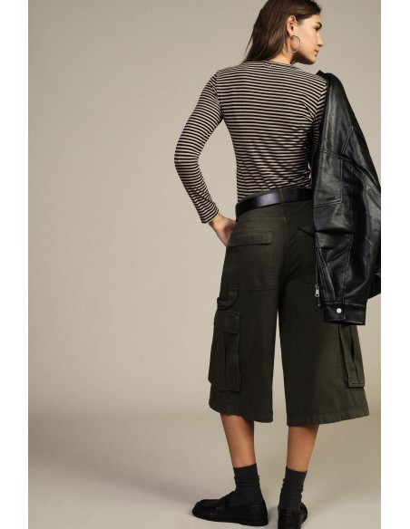 Karamelkleurige shorts met ruime zijzakken Dixie