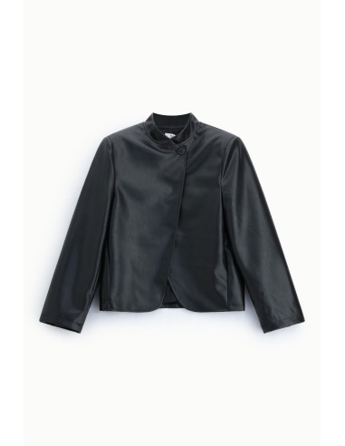 Korte blazer met asymmetrische knoopsluiting alstublieft