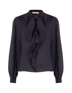 Soepelvallende blouse van lyocell met V-hals en volant Rinascimento